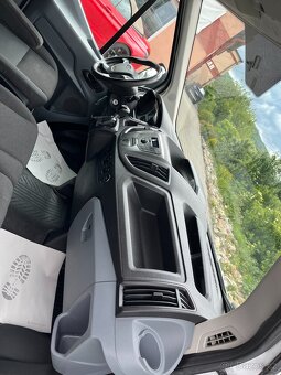 FORD TRANSIT 6MÍST L2H2 2.0TDCi 96kW,1maj,DPH,2019,KLIMA - 18