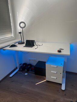 EL. stůl JYSK 160x80x25 - 18