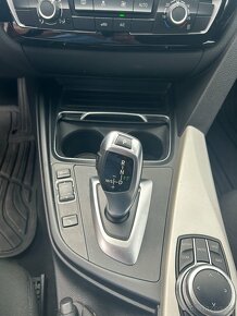 BMW 318d 110kw r.v.2018 automat 8st. naj.204Tkm DPH - 18
