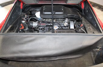 Ferrari 308 GTS z roku 1978 - 18
