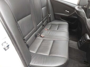 BMW 525i, 2007, jen 193.000 km, manuál - 18