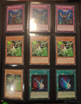 Yu-Gi-Oh Kolekce bez šarže - MEGA kompletní rozlišení - vče - 18