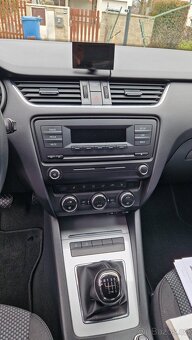 ŠKODA OCTAVIA 3 1.2 TSI 77KW.6 RYCHL.CLIMATRONIC.TEMPOMAT. - 18
