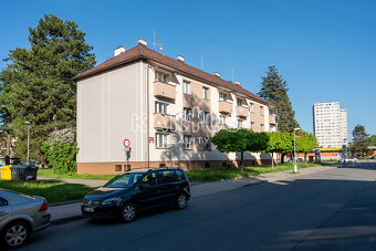 Pronájem zrekonstruovaného bytu 3+kk ( 58m2) s balkónem, uli - 18
