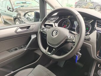 Volkswagen Touran 2.0TDI 110kW DSG Webasto ACC Full LED Qi - 18