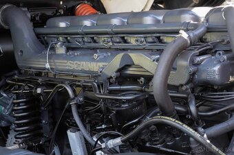 4X4 TŘÍSTRANNÝ SKLÁPĚČ + HYDRAULICKÁ RUKA SCANIA R380 / EU4 - 18
