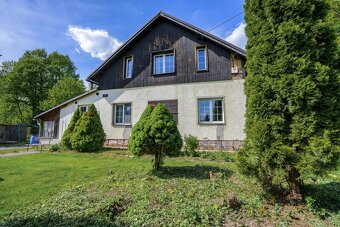 Rodinný dům s dvougaráží, vhodné jako dvougenerační bydlení, - 18