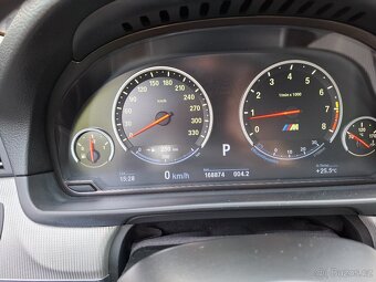 BMW M5 F10 původ ČR, servis BMW - 18
