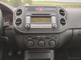 Prodám VW Golf + 1.6MPI 16V 75Kw r.v.2006 naj.154tis. - 18