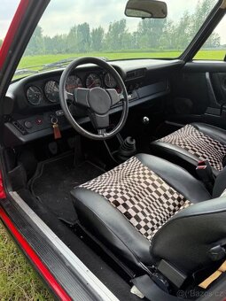 Porsche 911 SC 3.0, evropská verze z roku 1982 - 18