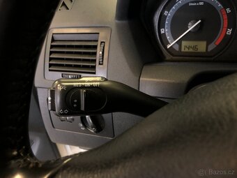 ŠKODA FABIA COMBI 1.4 16V SPORT - 18