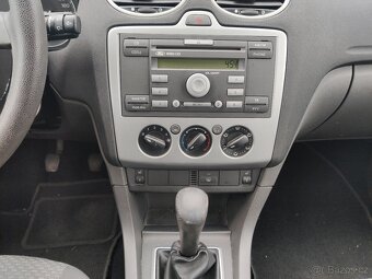 Ford Focus 1.6i - 74 kW - klimatizace - 18