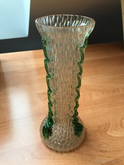 Sběratel nabízí staré secesní vázy - 18