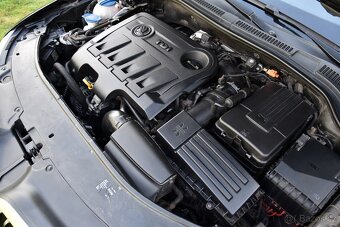 Škoda Superb II 2.0 TDi CR DSG6,FACE,NAVI,XENON,TEMP,VÝHŘEV - 18