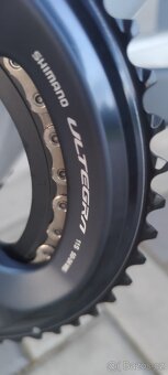 Nové, nejeté silniční, karbonové kolo švýcarské značky BIXS - 18