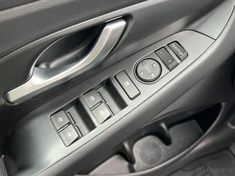 Hyundai i30 1.5T-Gdi 117kW MildHyb Smart - 18