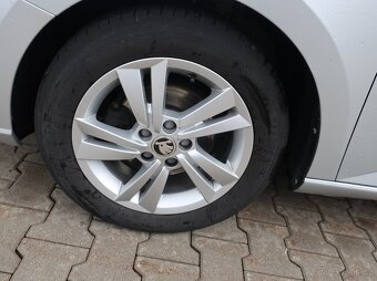 Škoda Fabia Kombi 1.0TSi 70kW ČR AC AMBIPLUS - 18