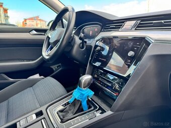 Volkswagen Passat GTE Variant - 18