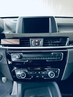 BMW X1 sDrive 18i - 18