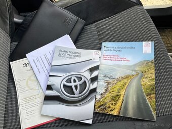 Toyota Auris 1.8i HYBRID, r.12/2018, naj.102xxx km - 18