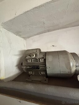 Elektromotory a převodovky - 18