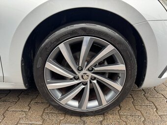 Škoda Octavia 4 2.0 TDI 110kW DSG Matrix LED ACC Navigace - 18