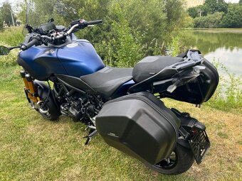 Yamaha Niken GT - 18