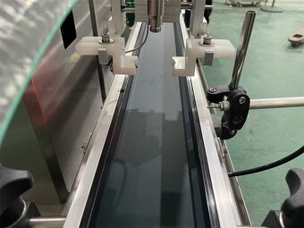 Stroj na plnění kapalin, automatický plnící stroj - 18
