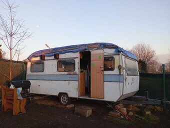 Obytný přívěs/karavan - Roller - ČTĚTĚ - 18