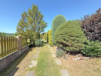 Rodinný dům 4 + kk s fotovoltaikou a zahradou 597 m², lokali - 18