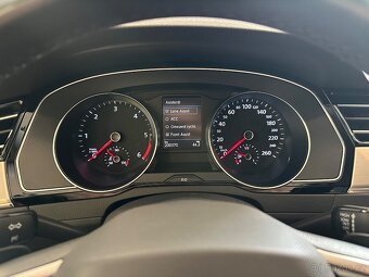 VW PASSAT VARIANT B8 2.0TDI 110KW DSG HIGHL.MATRIX ACC TAŽNÉ - 18
