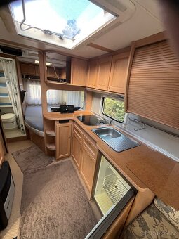 KARAVAN OBYTNÝ PŘÍVĚS BÜRSTNER VENTANA 2003 KLIMATIZACE - 18
