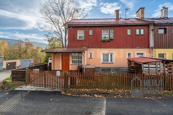 Prodej byty 3+1, garáž, zahrada, 70 m2 - Desná I - 18