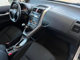 Toyota Auris, 1.6i - CZ - 1.Majitel - 18