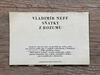 DVD / pohlednice / časopisy / kabely-redukce-adaptéry - 18