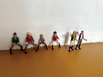 Schleich sada koní, psů, doplňků - 18