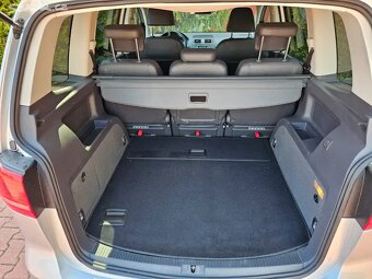 VW Touran 2.0 TDI 103kW,DSG,Highline,Tažné,Kamera,Serviska. - 18