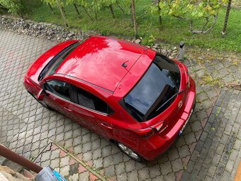 Mazda 2 - 18