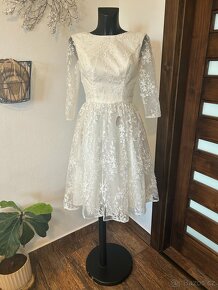 nové svatební šaty, různé druhy - 18