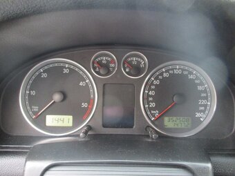 VW PASSAT 1.9 TDi  KOMBI - Tažné zařízení - 18