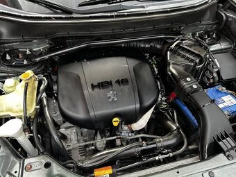 Peugeot 4007 2.2 HDi 4x4 SUV 7 míst Kůže Navi Tažné 2 tuny - 18