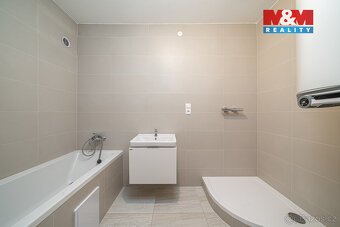 Prodej bytu 3+1, 68 m², Maletín - 18