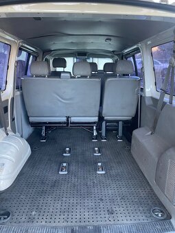 Volkswagen T5 1.9Tdi - 18