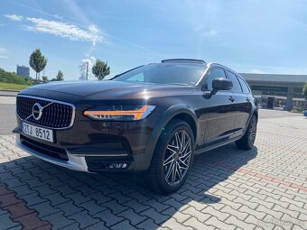 VOLVO V90 CROSS COUNTRY D4 - 18