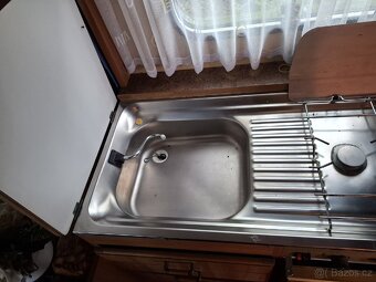Obytný karavan - 18