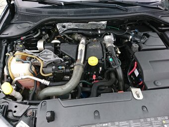 Renault Laguna 3,1.5dCi,81KW,KŮŽE,NAVI,R.V.2012 - 18