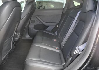 Tesla Model Y LONG RANGE DUAL MOTOR AWD - 18