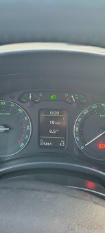 Prodám vozidlo Škoda Octavia 2 Combi 1.9Tdi 77kw. - 18