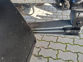 Ford Transit 2,2D- 92KW -7mist - 3stranný vyklapeč - 18