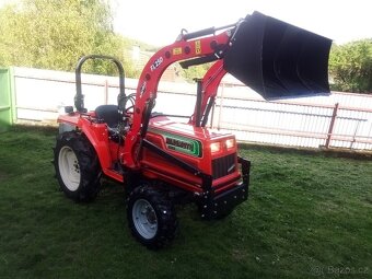 Japonský traktor , malotraktor , Hinomoto N209 - 18
